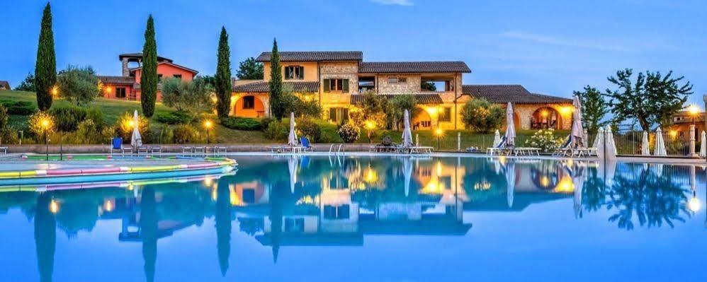 Pian Dei Mucini Resort Il Borgo 马萨马里蒂马 外观 照片